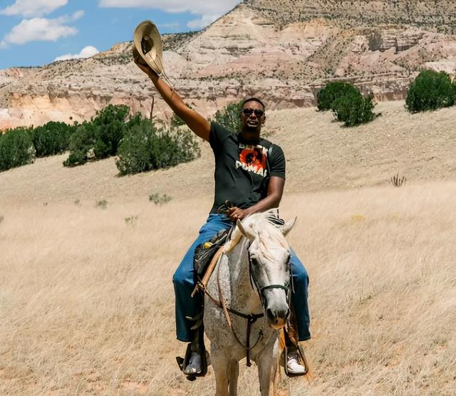 波什31岁巅峰退役如今健康状态堪忧