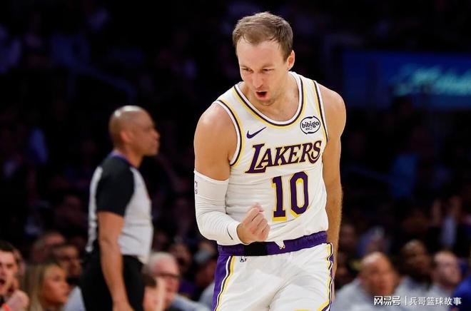 佩林卡神操作！肯纳德逆袭成持球核心，湖人上