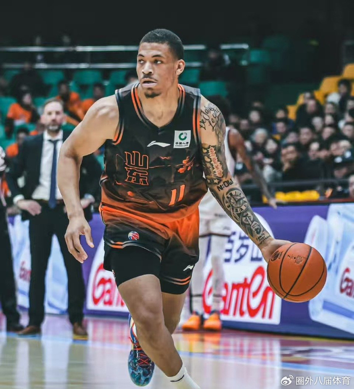 山东队逆转福建队重返联赛第四 外援斯蒂尔高效